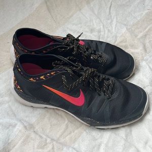 Nike Flex Supreme Running Sneaker